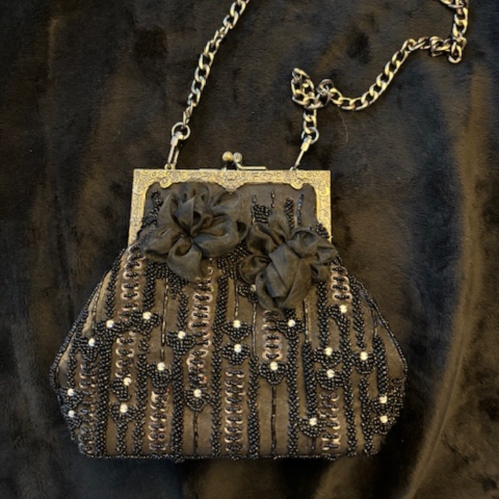 Evening bal Beaded & Rhinestones w/ new chain
